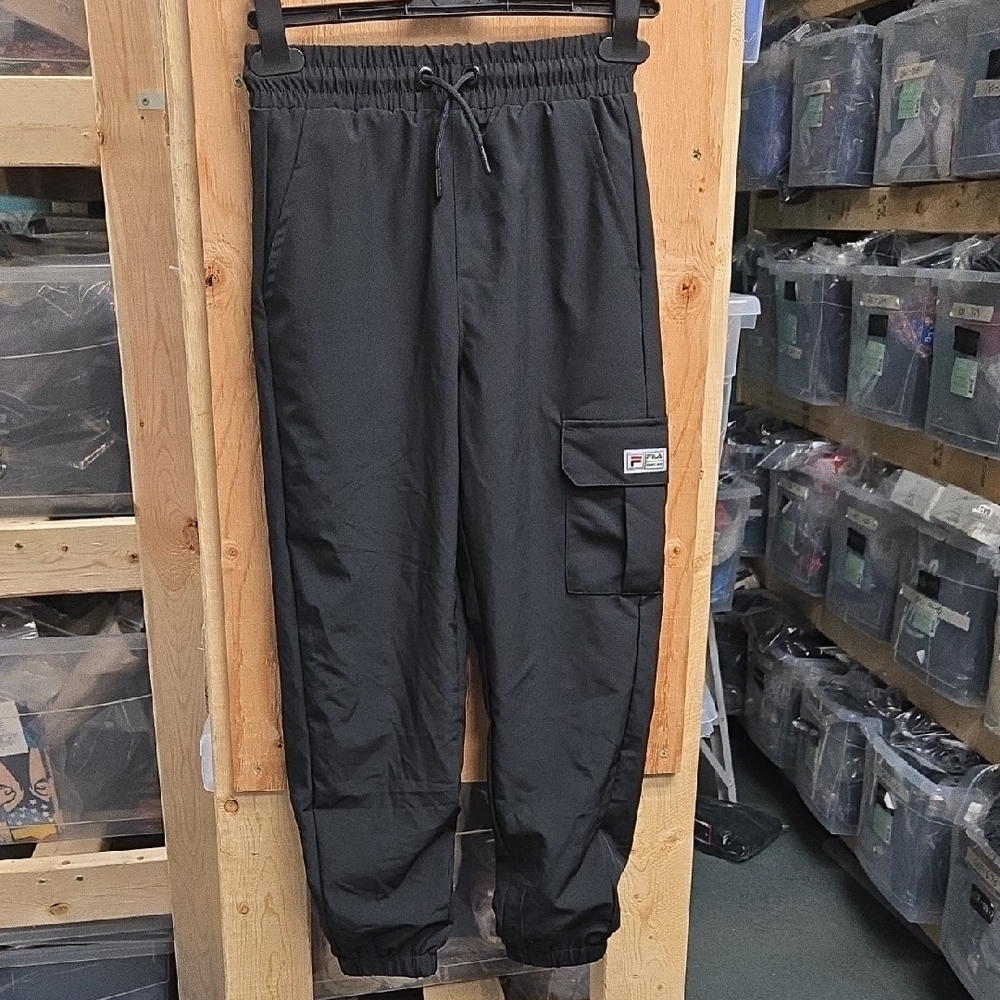 Fila Size 7/8 Black Lightweight Jogger Pant